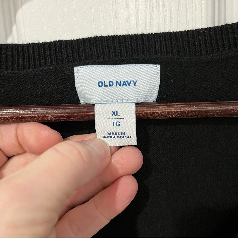 Old Navy black long sleeve v neck sweater size extra large - Picture 4 of 8